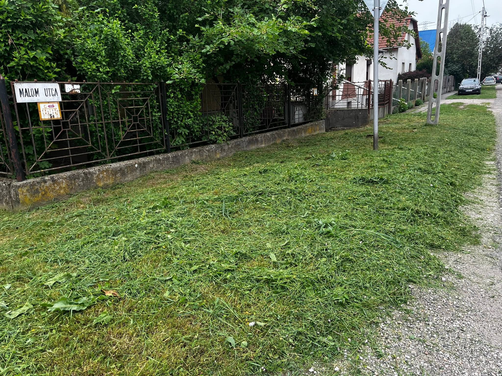 Közterületi fűnyírás – Malom utca